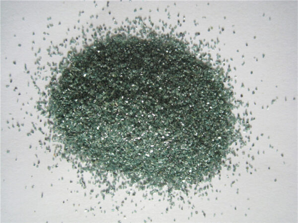 Green Silicon carbide F020